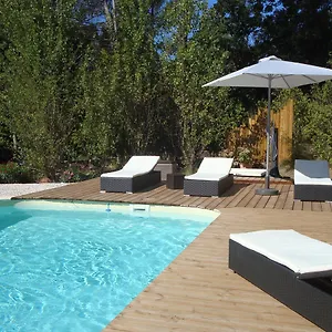 https://le-patio-bleu.aixenprovencehotels.org